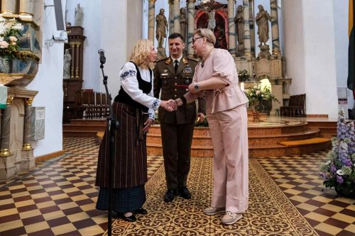 Birutietės pagerbė V. Nagiaus-Nagevičių Kretingoje